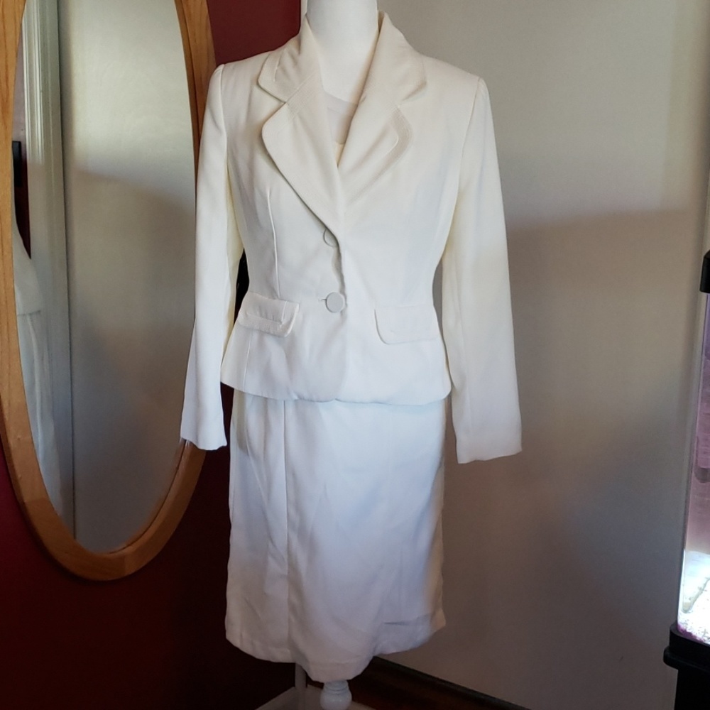 JG Hook 2-pc winter white suit dress